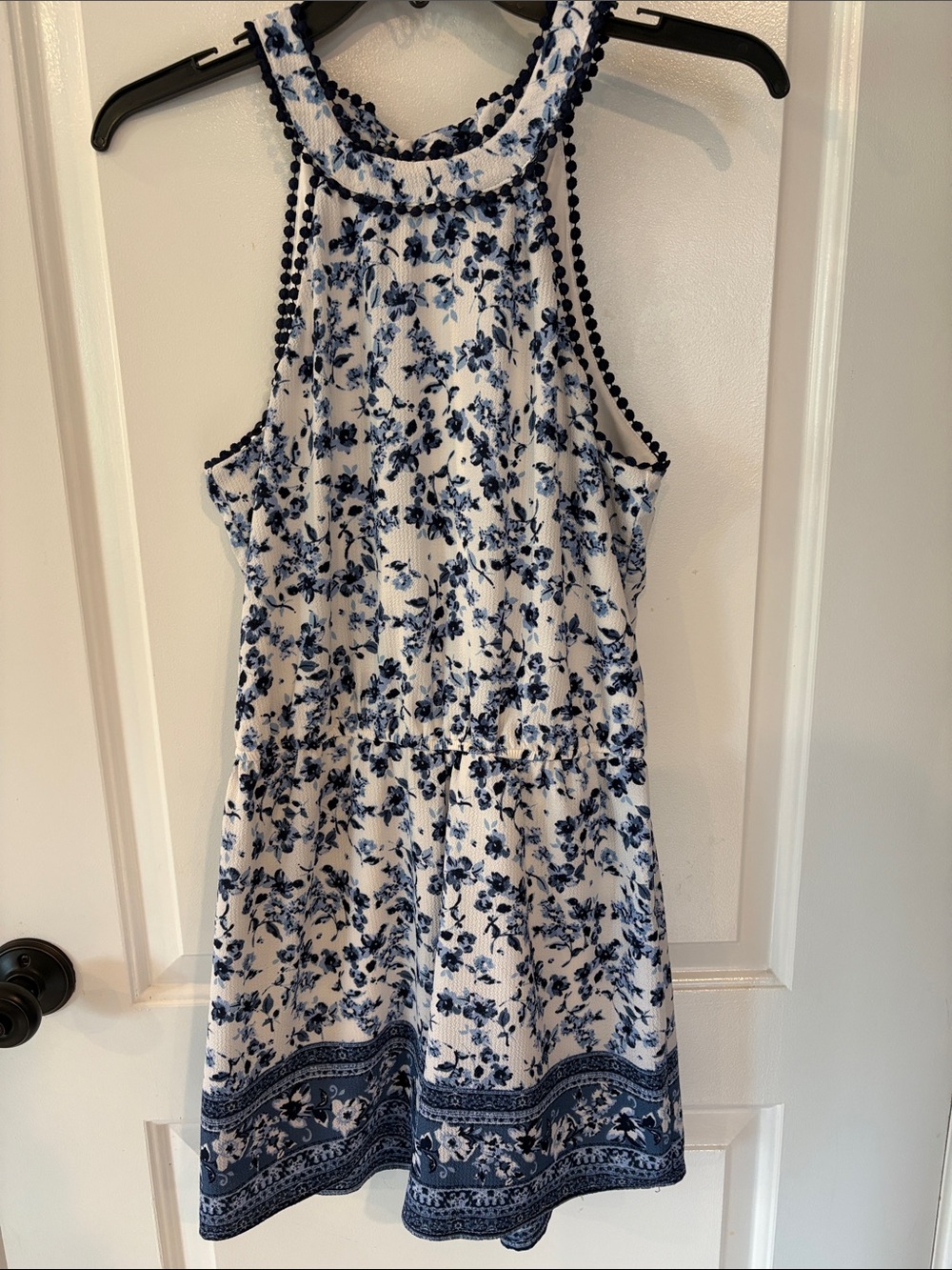 Altar'd State Beautiful White and Navy Floral Halter Romper - Like New, small